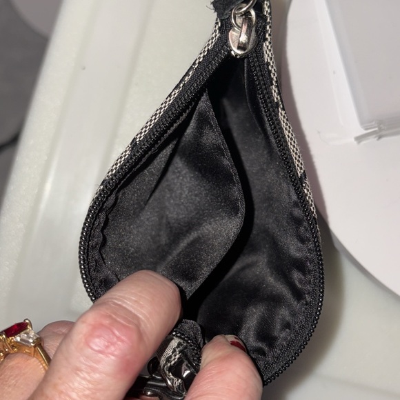 Coach wristlet pouch signature canvas/black patent and smooth leather excelle - Picture 10 of 11